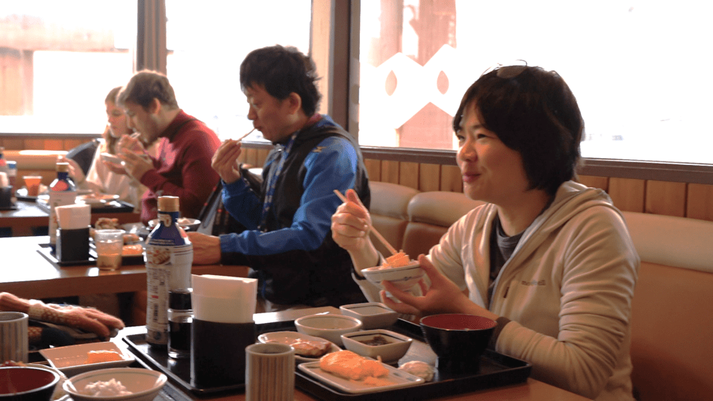 The scene during lunch